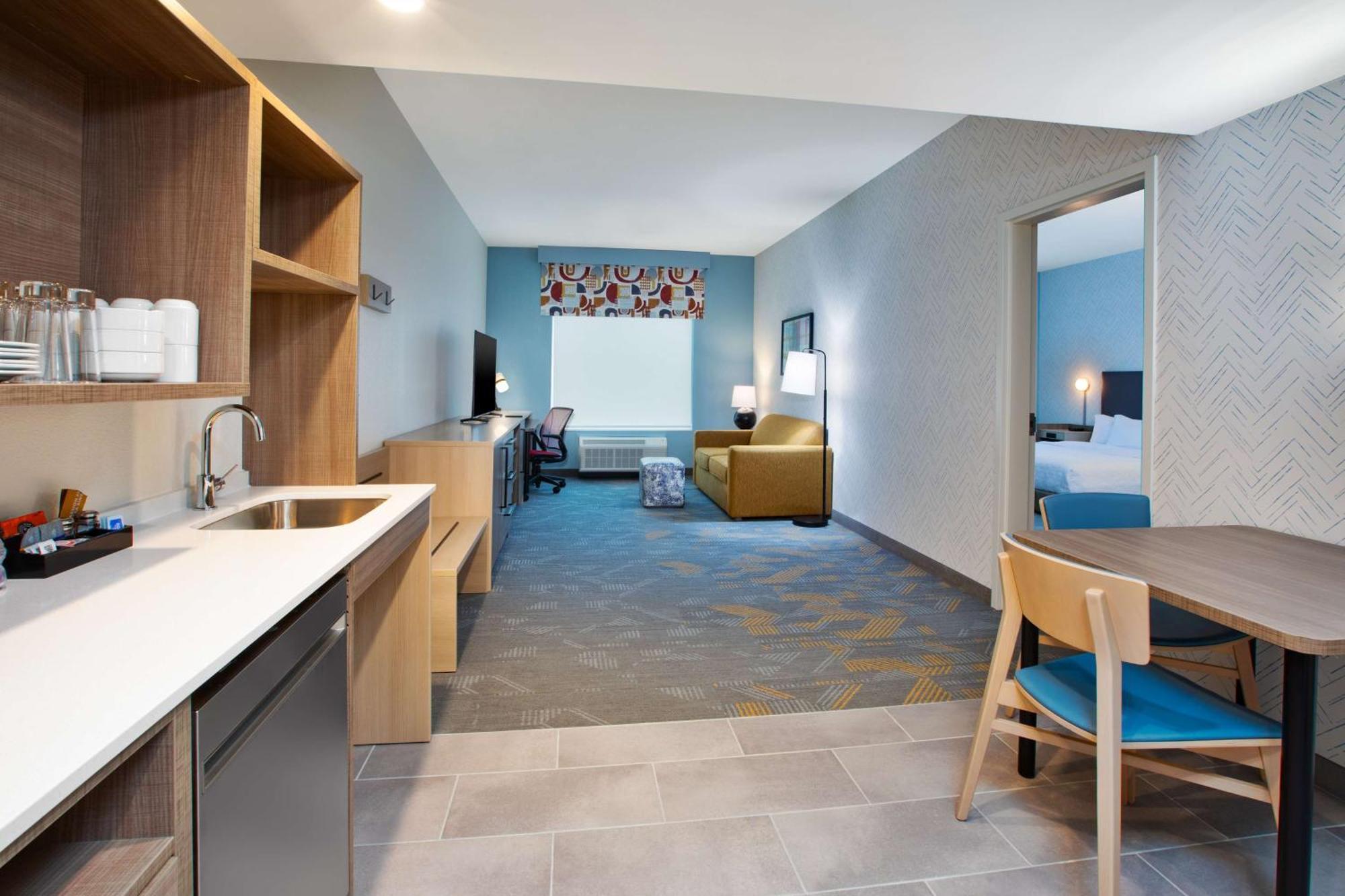Home2 Suites By Hilton Grand Rapids Northeast Exterior photo